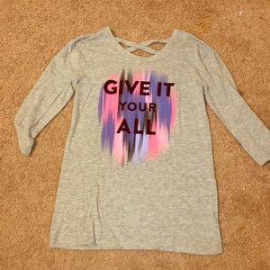Mid-sleeved shirt